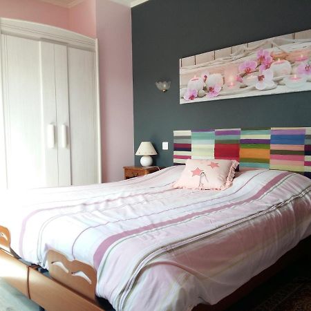 La Maison Bretonne, Chez Pascal & Brigitte Bed and Breakfast Pleslin-Trigavou Exterior foto